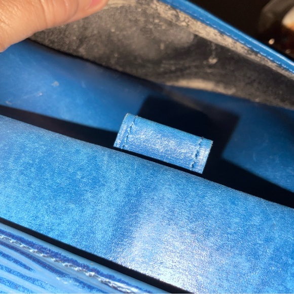 Louis Vuitton Epi International Wallet - Picture 4 of 8